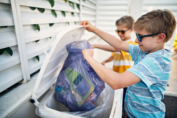 Best Junk Hauling Services  in Crump, TN